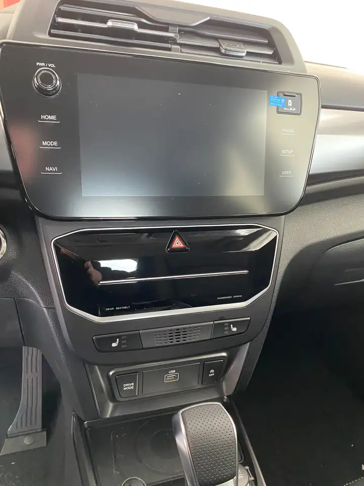 SsangYong Tivoli Grand 1.5 T-GDi 2WD Aut. Sapphire Leder LM-Räde — Galerie du véhicule 12