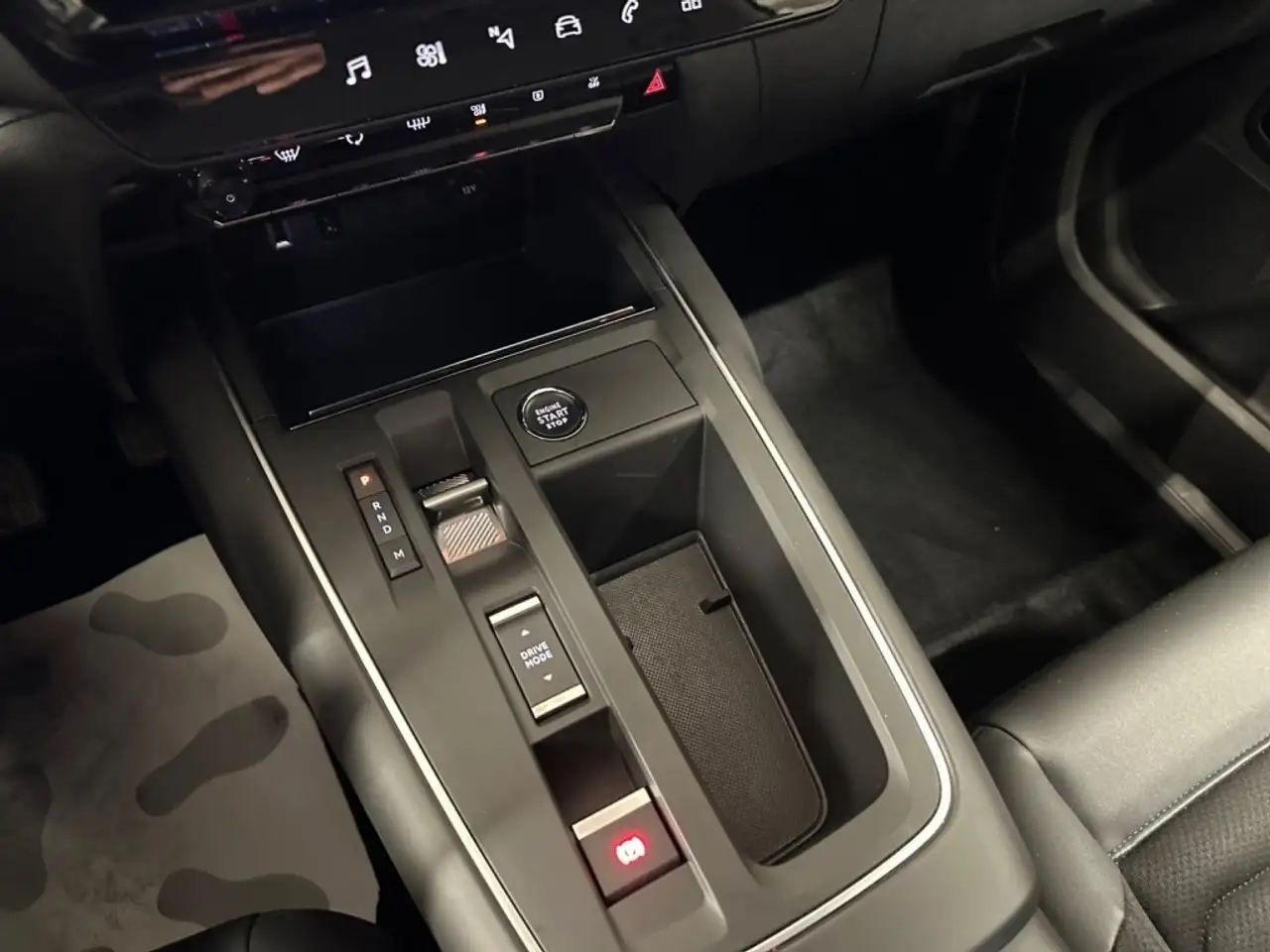 Citroen C5 Aircross 1.2 MHEV 136 EDCS6 PLUS GPS LL18 RADAR AV A — Vehicle gallery 19