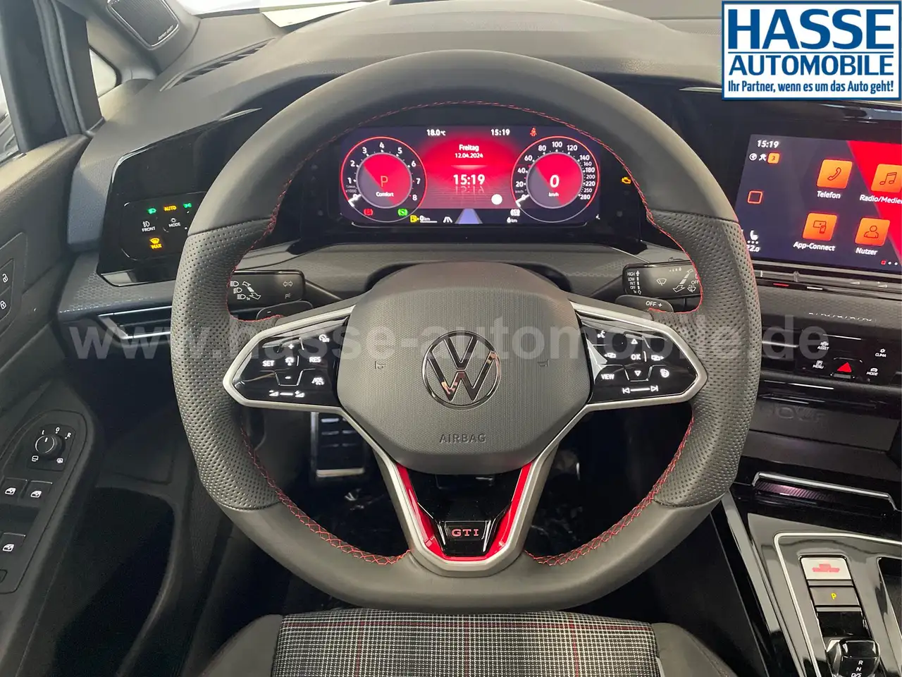 Volkswagen Golf GTI DSG AHK+IQ.Light+Drive+Black+Harman+Alu19+H... — معرض صور السيارة 7