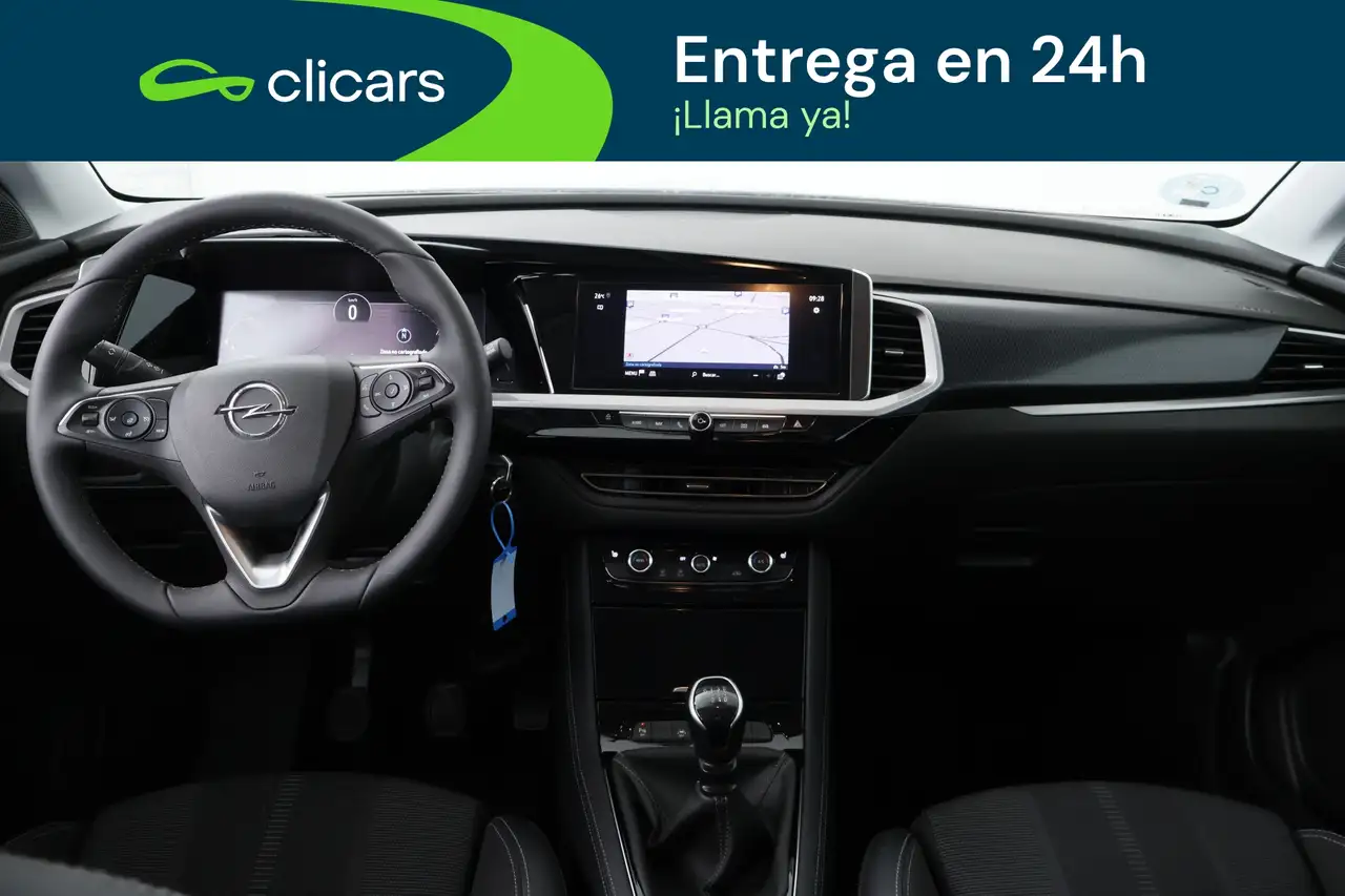 Opel Grandland 1.2T S&S GS 130 — معرض صور السيارة 13