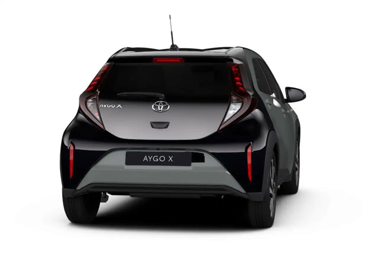 Toyota Aygo 1.0 Team D ACC+Navi+SHZ+Kam.+PDC+SoundSys — Galerie du véhicule 5