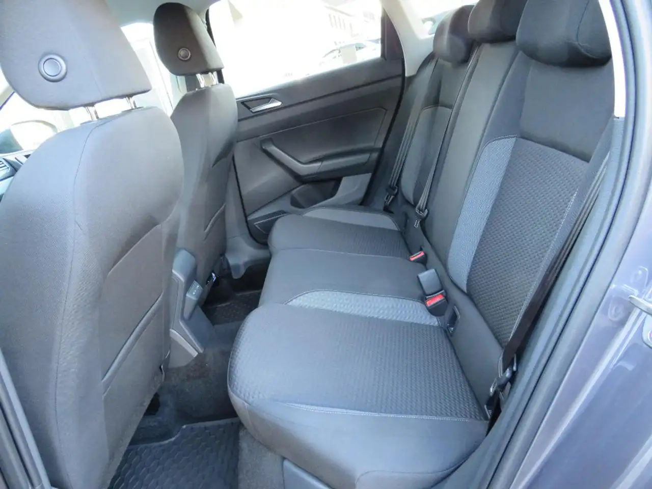 Volkswagen Taigo Life 1.0 TSI DSG Matrix LED,App-Connect,Rückkamera usw. — Galerie du véhicule 4
