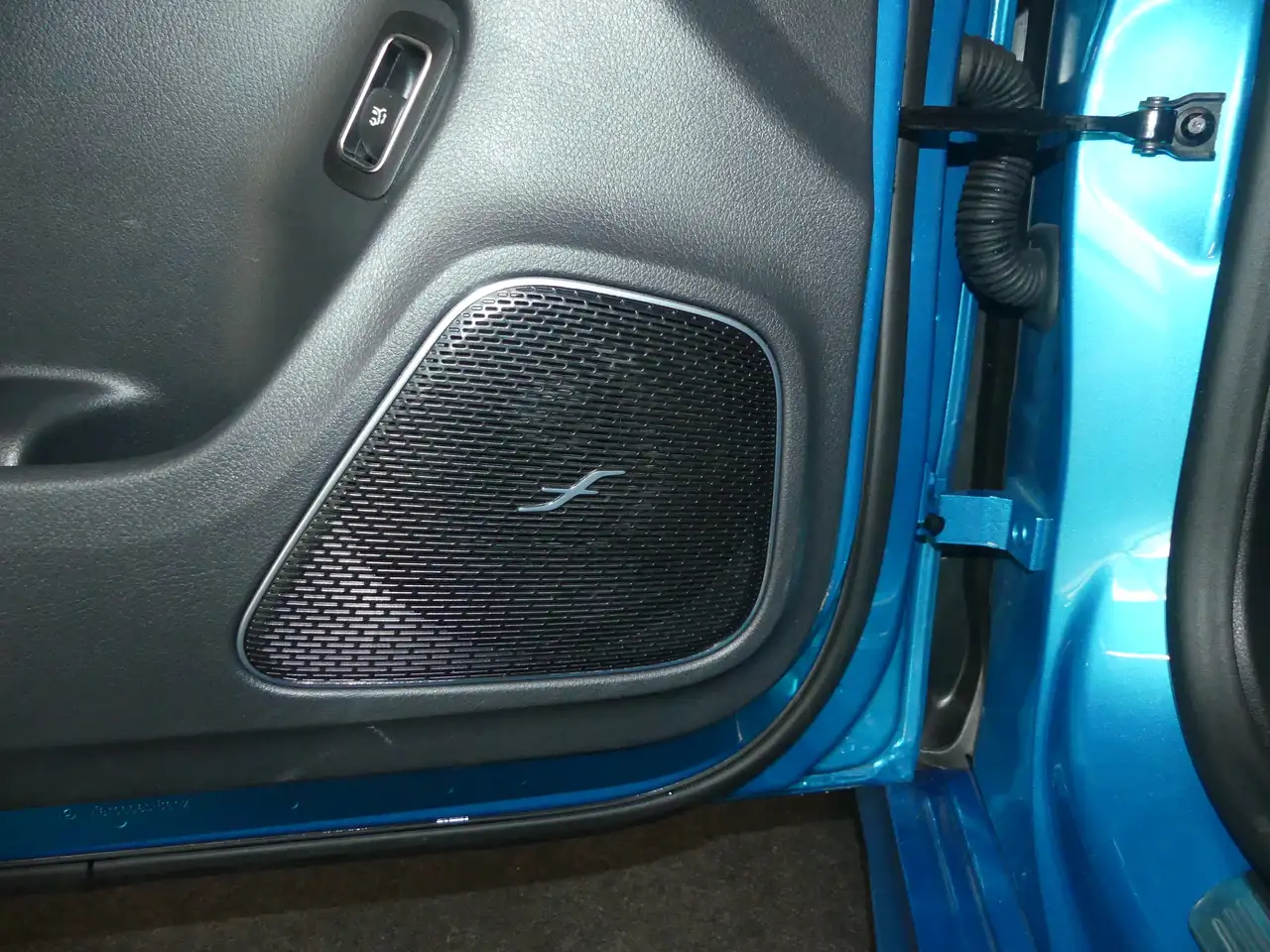 Mercedes-Benz CLA 200 SB, AMG Line Edition, STDHZ., AHK, Burm., Memory. — معرض صور السيارة 5