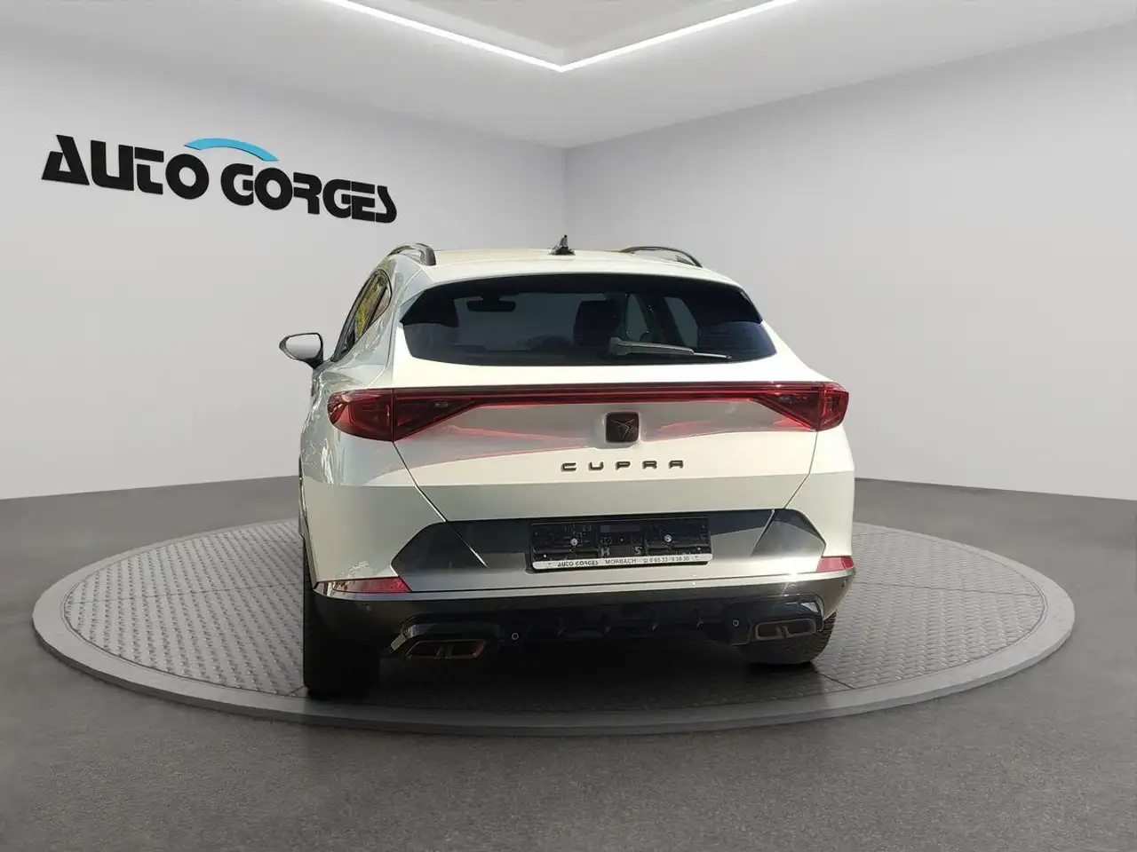 CUPRA Formentor e-Hybrid 1.4 TSI +FULL-LINK+WINTER-PAK — معرض صور السيارة 4