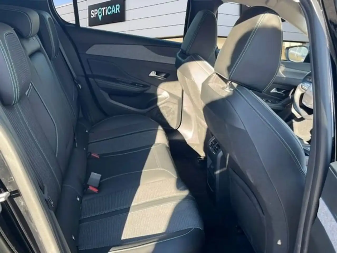 Peugeot 308 1.2 PureTech S&S Allure 130 — معرض صور السيارة 12