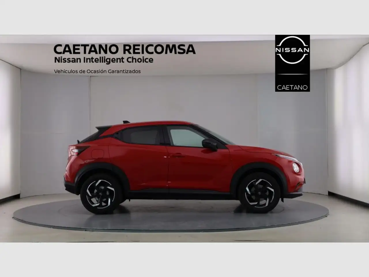 Nissan Juke DIG-T 84 kW (114 CV) 6M/T Acenta — Vehicle gallery 4