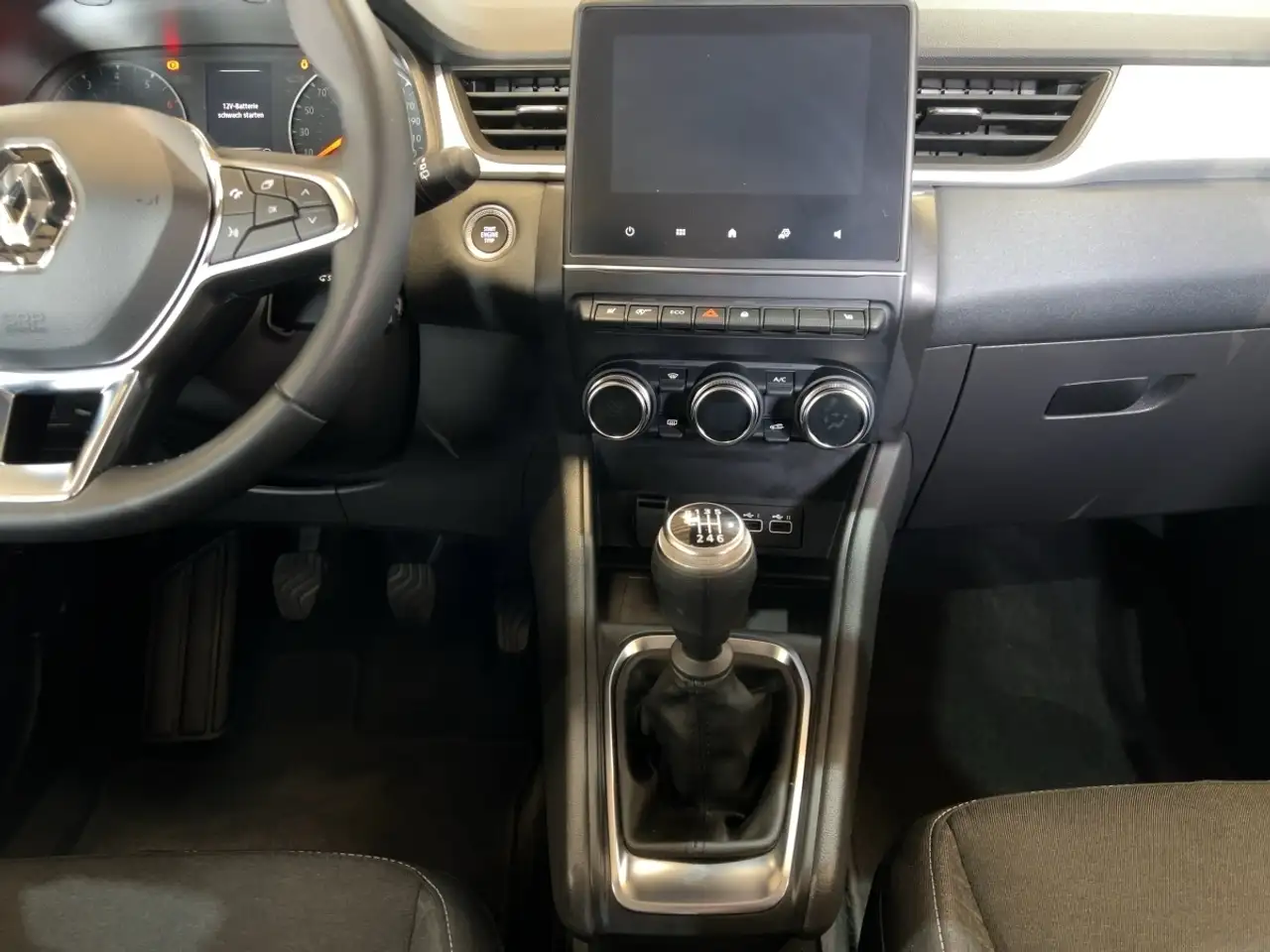 Renault Captur EQUILIBRE TCe 90 SITZHEIZUNG — معرض صور السيارة 12