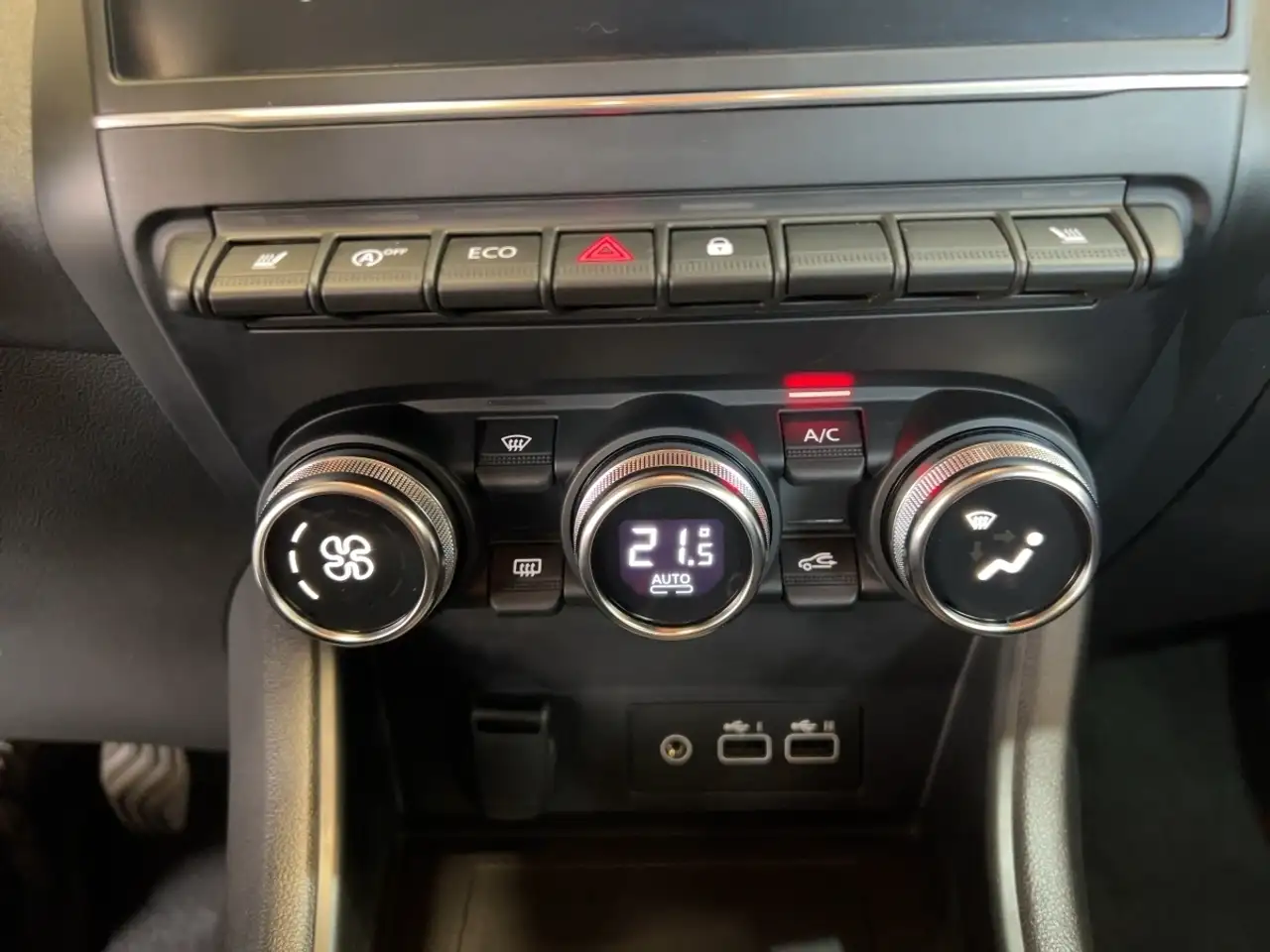 Renault Captur EQUILIBRE TCe 90 SITZHEIZUNG — معرض صور السيارة 16