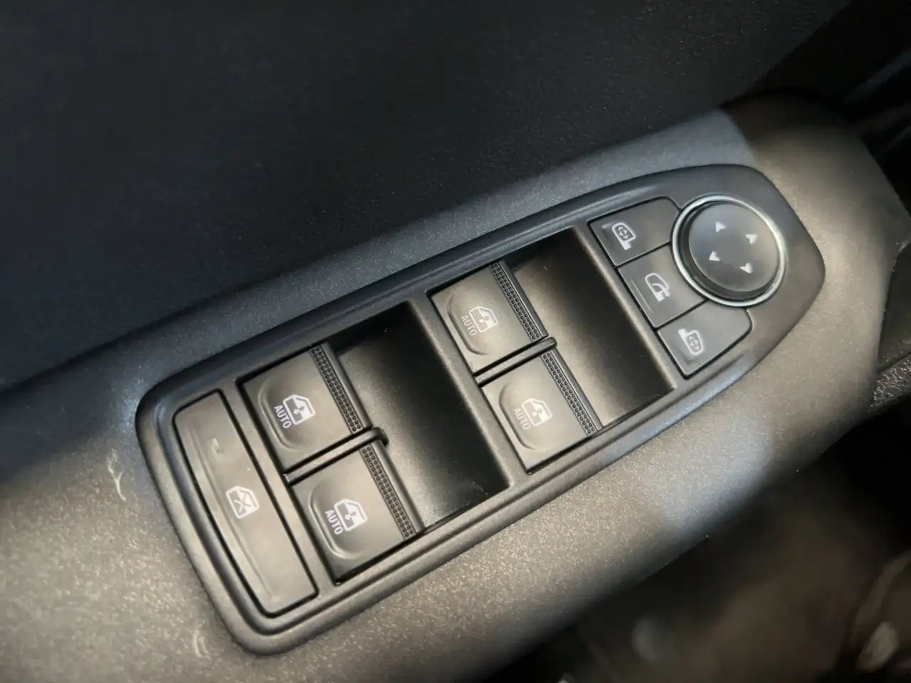 Renault Captur EQUILIBRE TCe 90 SITZHEIZUNG — معرض صور السيارة 20