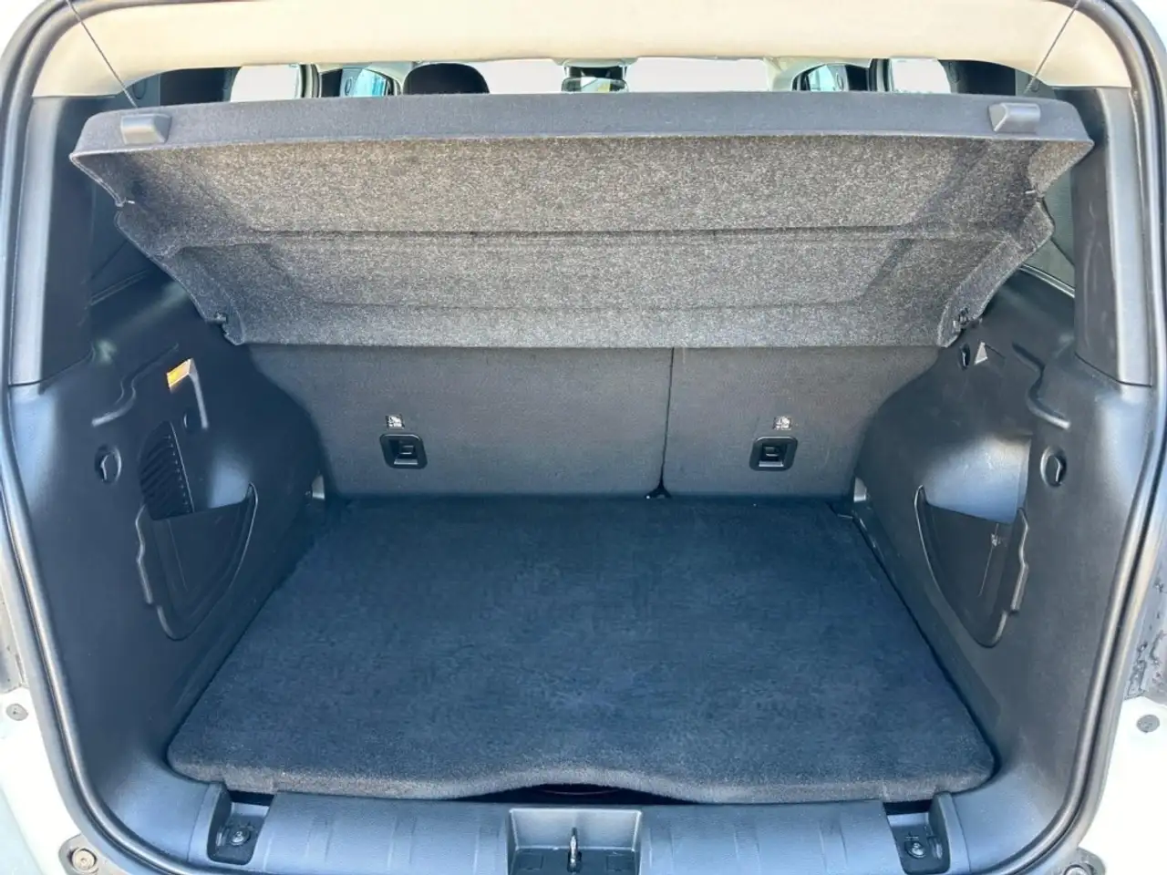 Jeep Renegade 1.5 MHEV 130 DDCT LIMITED FWD MIRROR LL17 RADA — Galería del vehículo 7