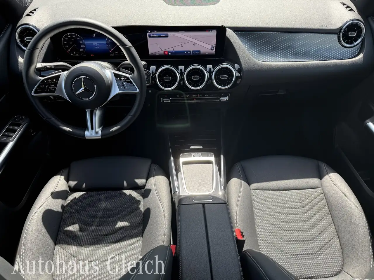 Mercedes-Benz B 200 B 200 Progressive (EURO 6d) Navi/Autom./Klima/LED — Vehicle gallery 6