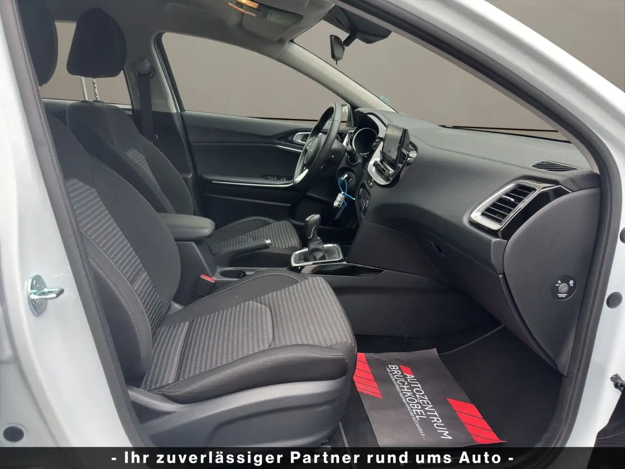 Kia Ceed / cee'd Ceed Vision TGDI |NAVI|1HAND|KAMERA|PDC|TEMP| — معرض صور السيارة 16