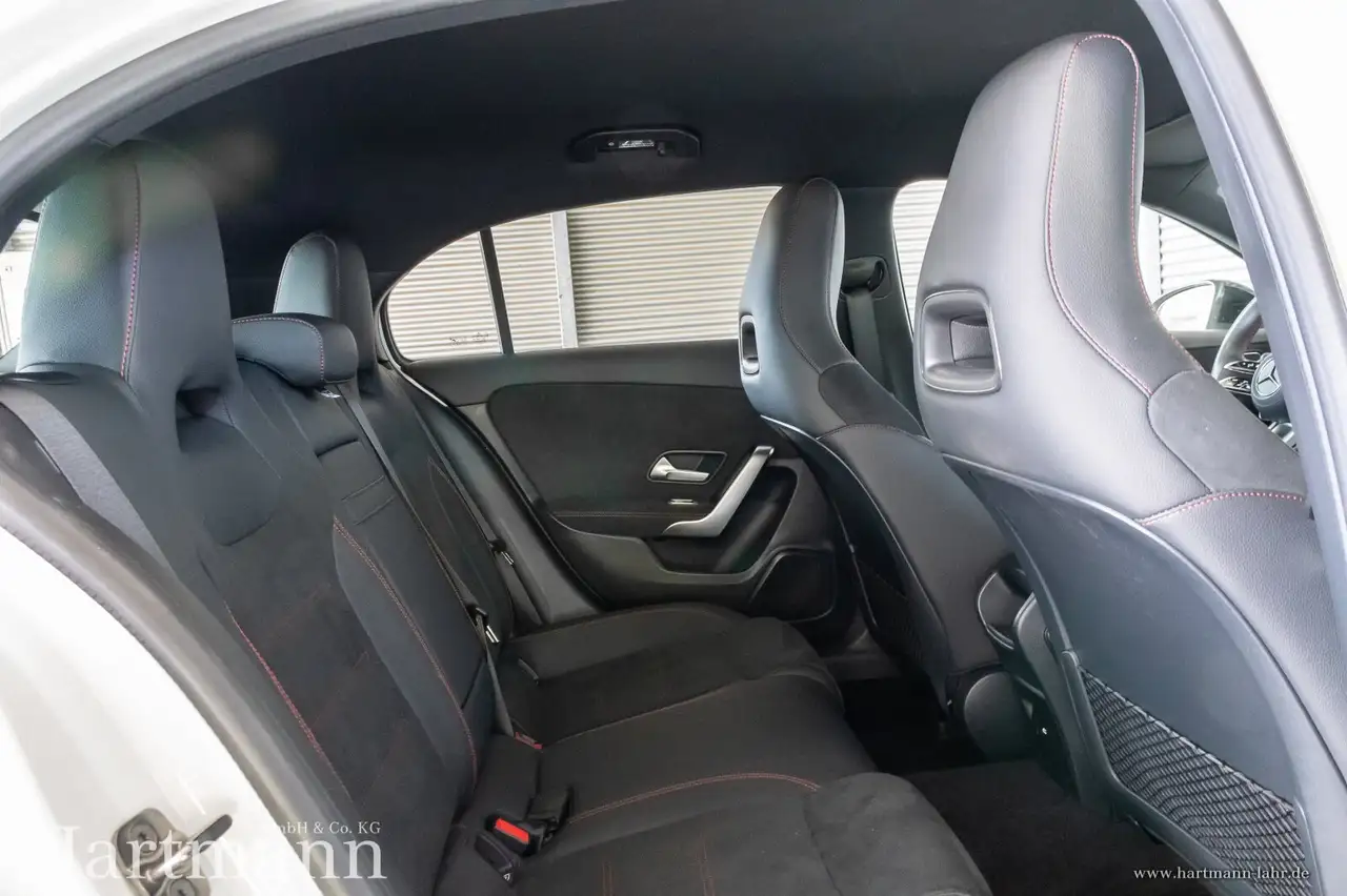 Mercedes-Benz A 200 A 200 AMG Night Multibeam KeylGo Totwinkel Styling — Vehicle gallery 11