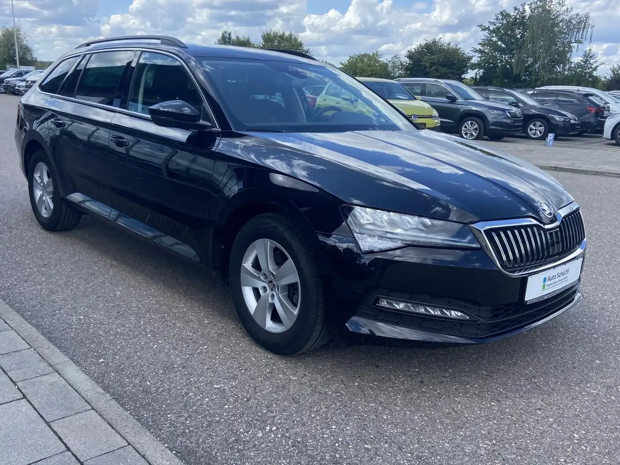 Skoda Superb Combi 1.5 TSI DSG KOMFORT-PLUS+SMART-LINK — Galería del vehículo 6