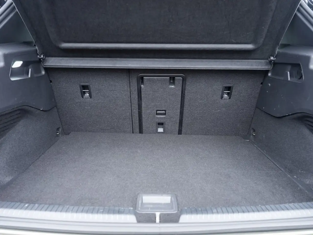 Volkswagen ID.3 Pro 150kW Move Navi/RFK/SHZ — Vehicle gallery 7