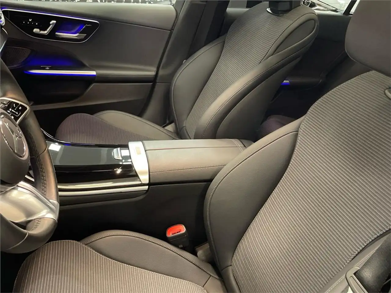 Mercedes-Benz C 220 d Berlina — Galería del vehículo 9
