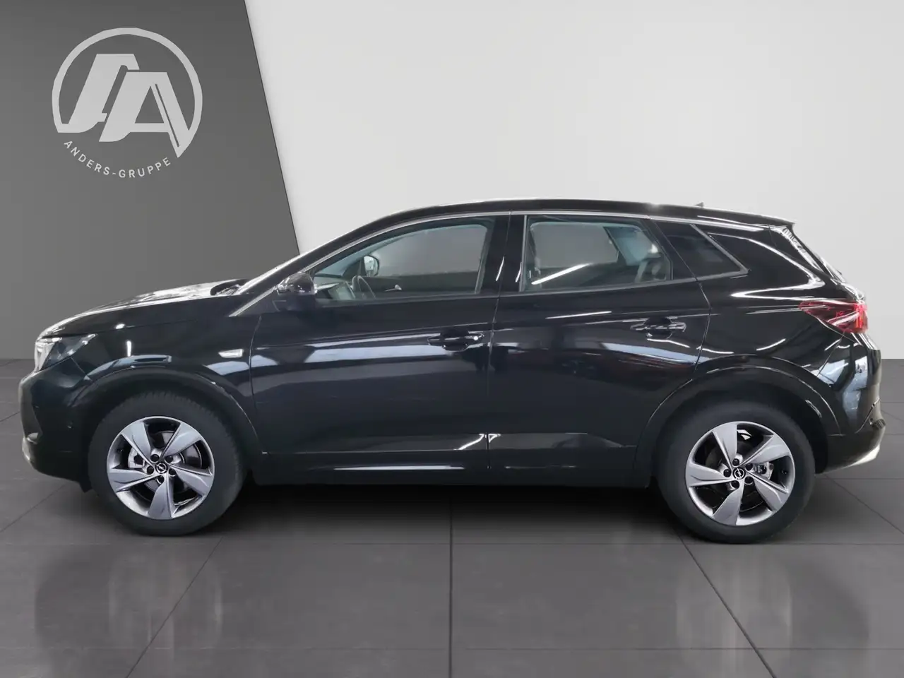 Opel Grandland X 1.2 Turbo Enjoy+LED+Shz+APP+Kam — معرض صور السيارة 4