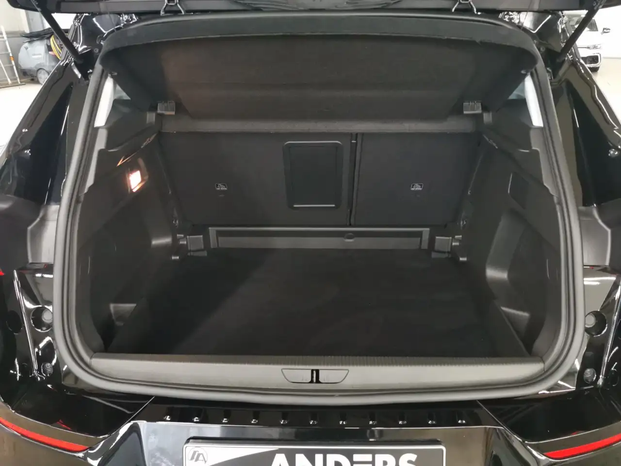 Opel Grandland X 1.2 Turbo Enjoy+LED+Shz+APP+Kam — معرض صور السيارة 7