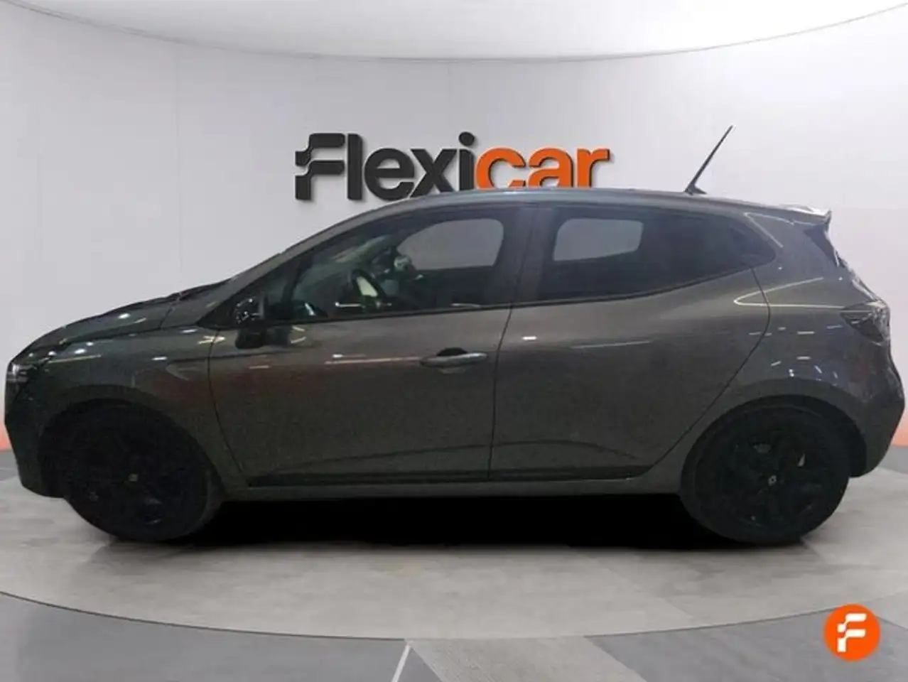 Renault Clio Techno TCe 90 (67kw) — Vehicle gallery 4