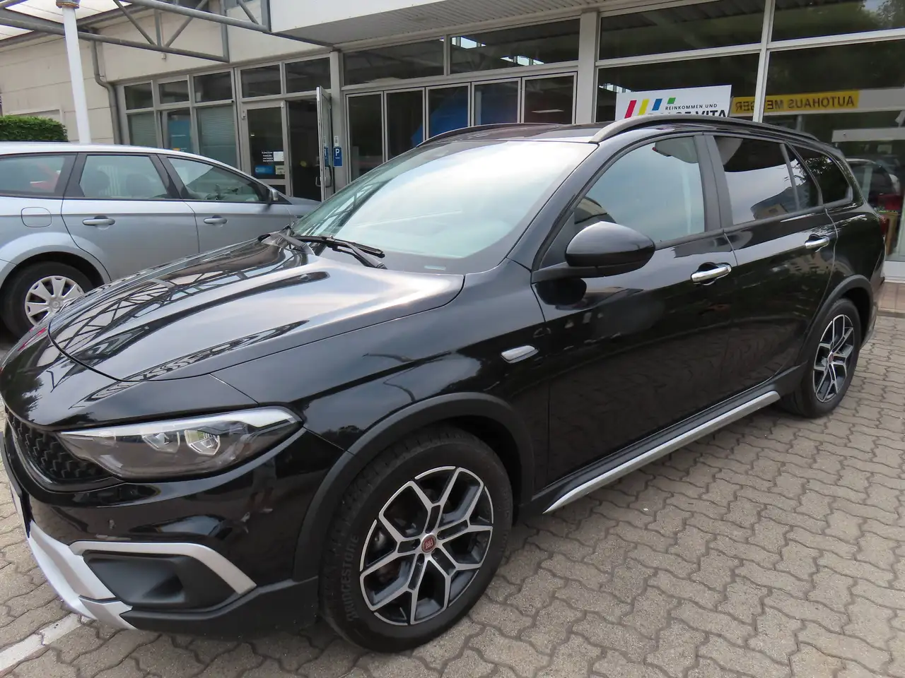 Fiat Tipo Cross Kombi Hybrid 1,5 GSE 96kW(130PS) Automatik — معرض صور السيارة 3