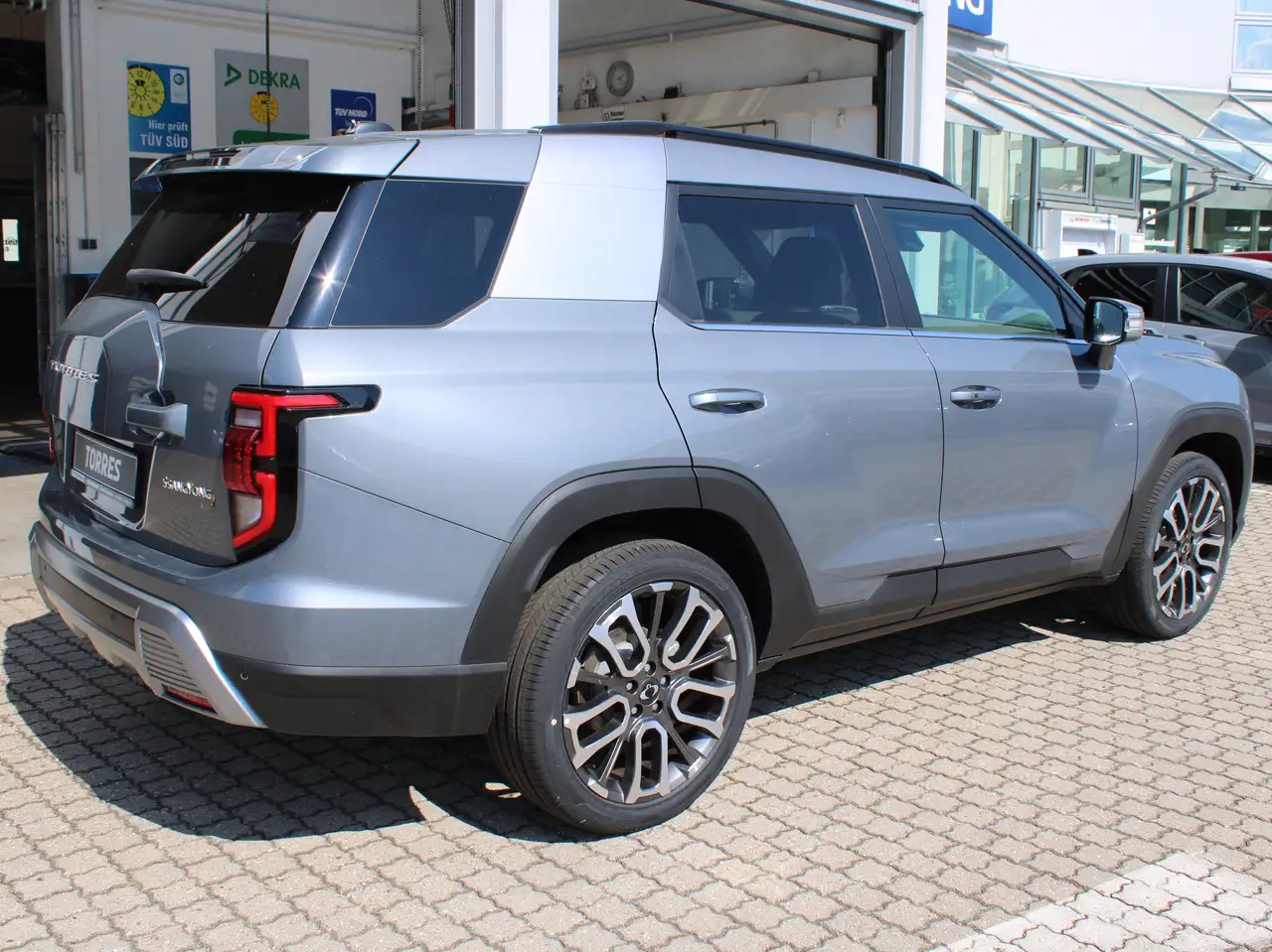 SsangYong Torres **SUPERDEAL 1.5P 2WD 6AT Forest Edition** — معرض صور السيارة 5