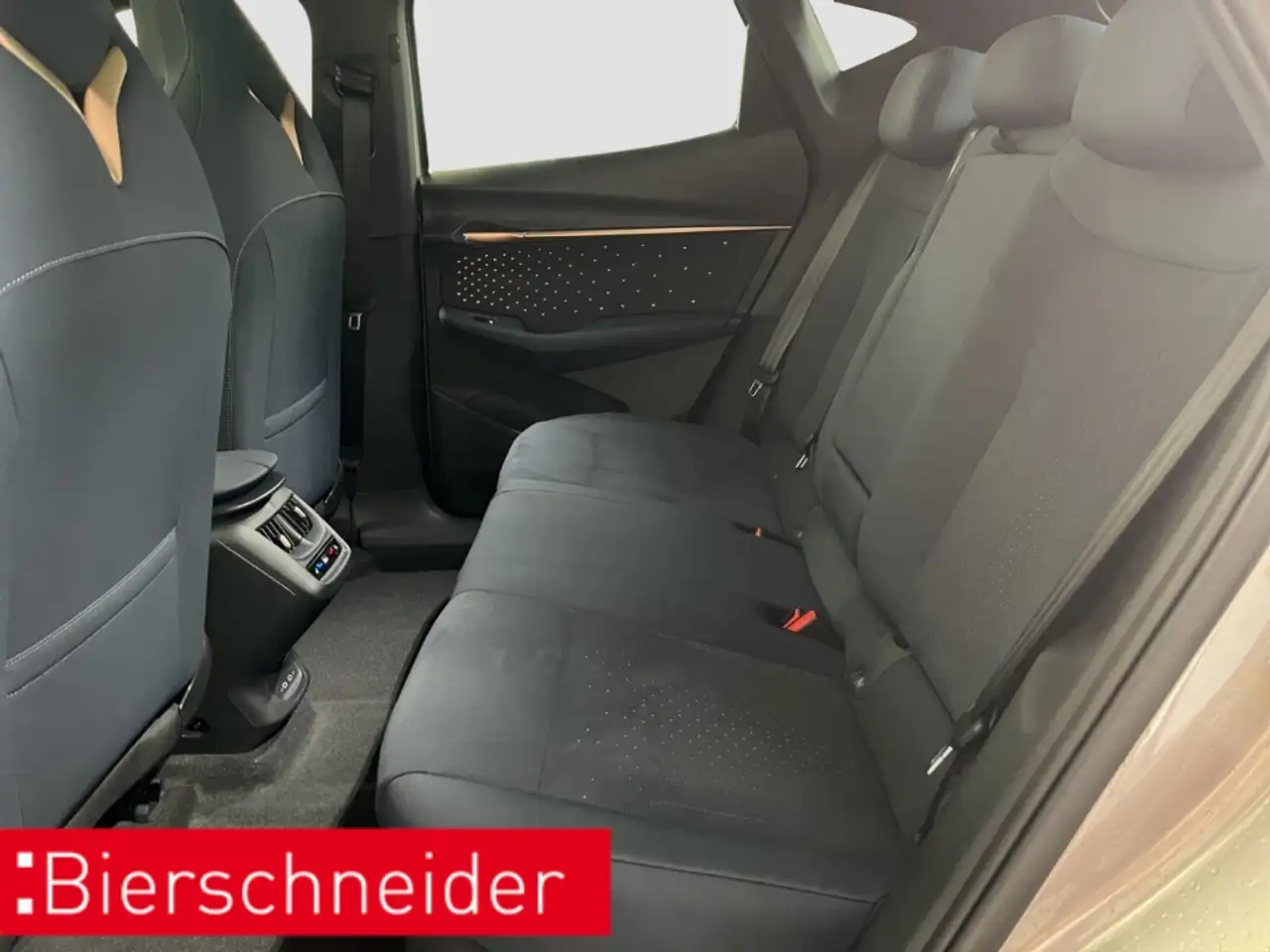 CUPRA Tavascan 4Drive VZ PANO MATRIX TOP VIEW — Galería del vehículo 23
