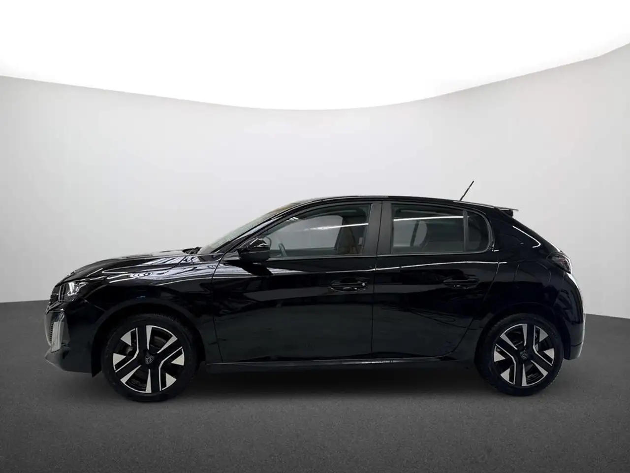Peugeot 208 1.2 PureTech 100 Active — Vehicle gallery 4