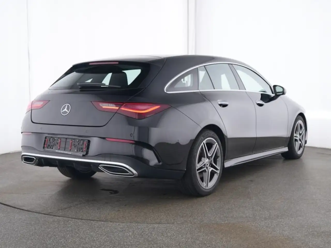 Mercedes-Benz CLA 200 AMG Line Advanced Plus — Galerie du véhicule 2
