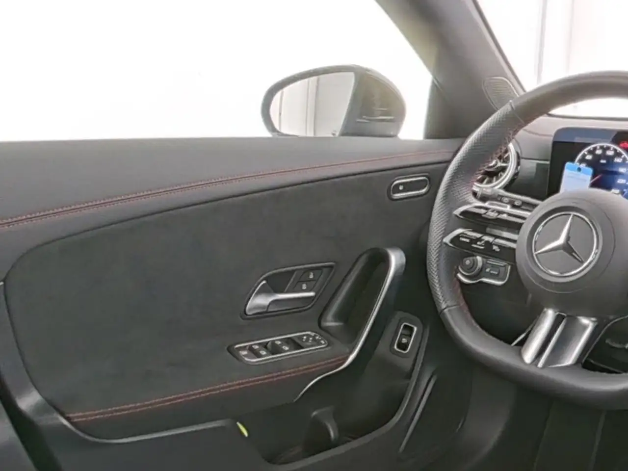 Mercedes-Benz CLA 200 AMG Line Advanced Plus — Galerie du véhicule 5