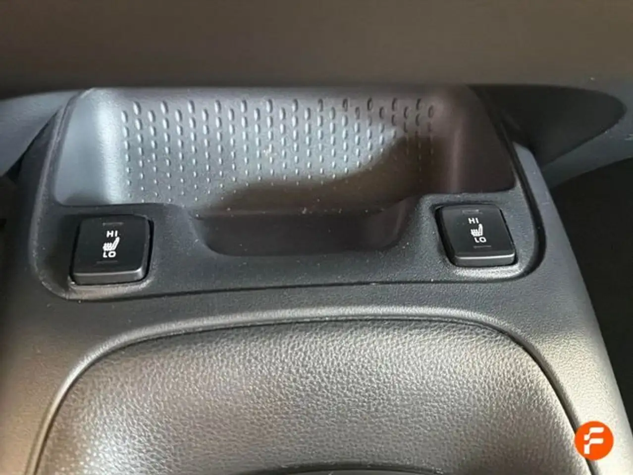 Toyota Corolla 140H Style Edition — معرض صور السيارة 18