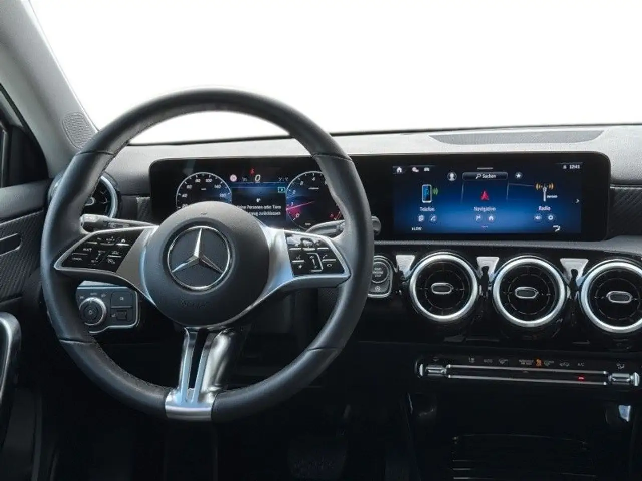 Mercedes-Benz A 180 — Galería del vehículo 11