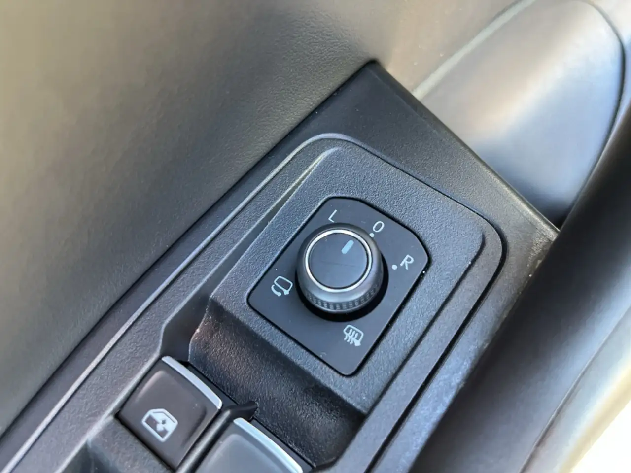 Volkswagen T-Roc 1.5 TSI DSG Goal Navi Digitales Cockpit LED ACC Ap — Galerie du véhicule 19