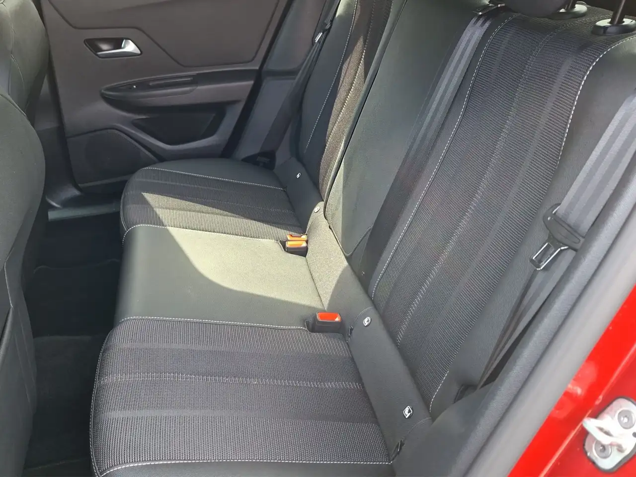Opel Mokka 1.2 Turbo GS, Automatik — Galerie du véhicule 13