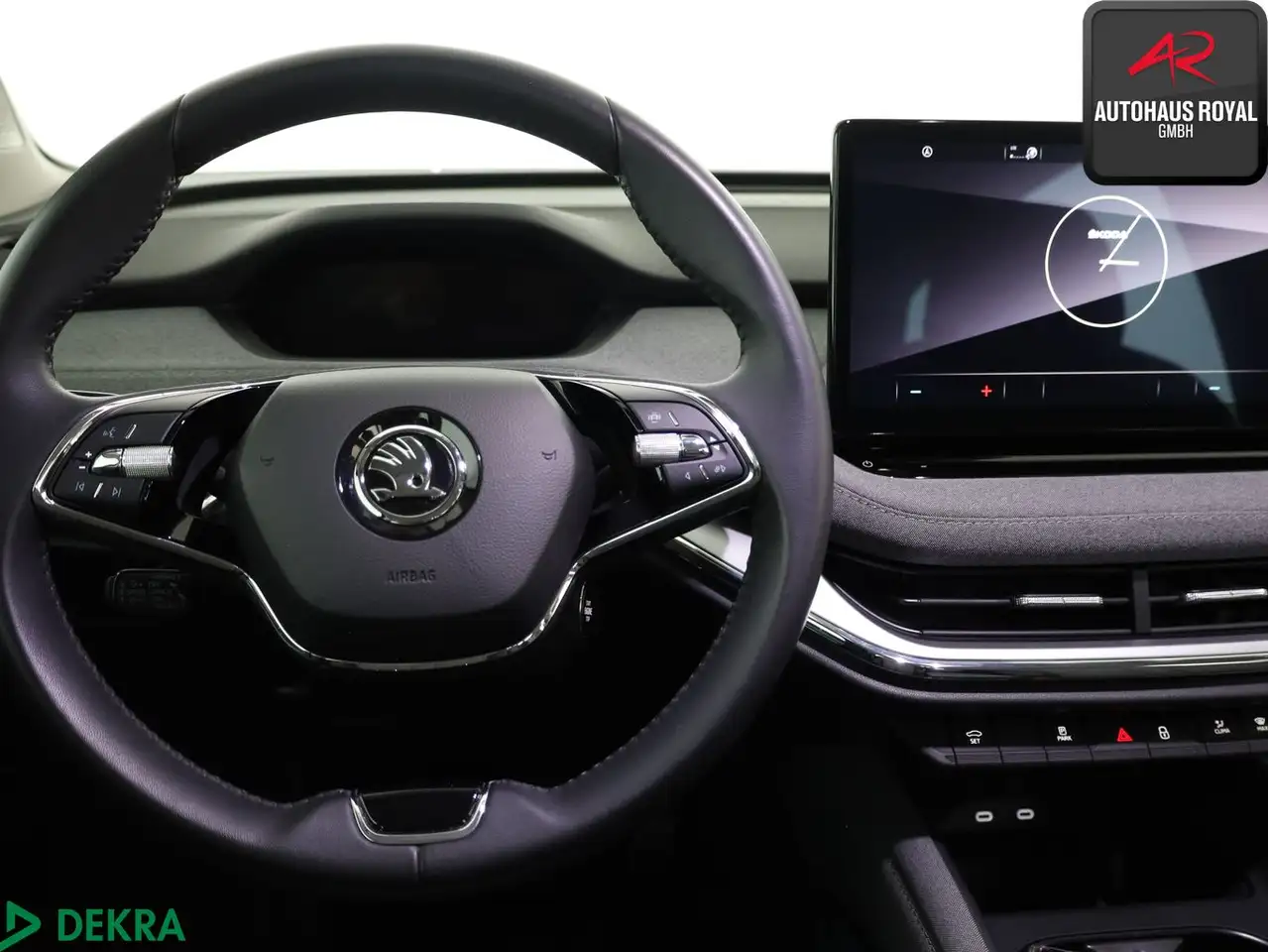 Skoda Enyaq 60 LOFT WÄRMEPUMPE,KESSY,KAMERA,CARPLAY — Vehicle gallery 10