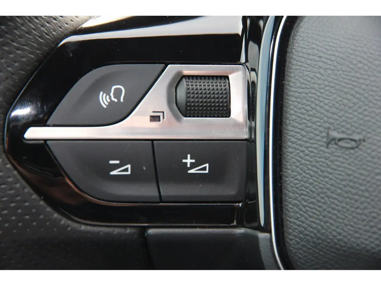 Peugeot 3008 GT PT 130 EAT8 Carplay (EURO 6d) — Galerie du véhicule 19