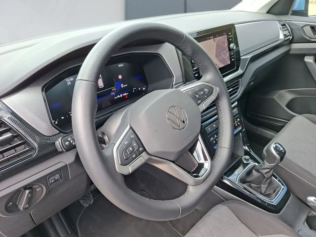 Volkswagen T-Cross 1.0 TSI Life *LED*NAVI*DAB*SHZ*PDC*ACC*ASSIST PAKET* — Vehicle gallery 9