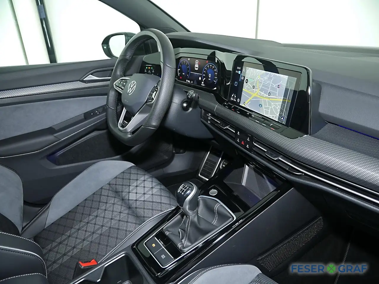 Volkswagen Golf 1.5 TSI R-Line LED ACC RearView Sitzheizung — Galería del vehículo 6
