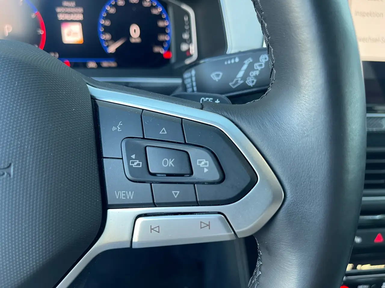 Volkswagen T-Cross 1.0 TSI 85 kW Style ACC/LED/KAMERA/NAVI/KEYLESS/APPLE/8-FACH.. — Vehicle gallery 23