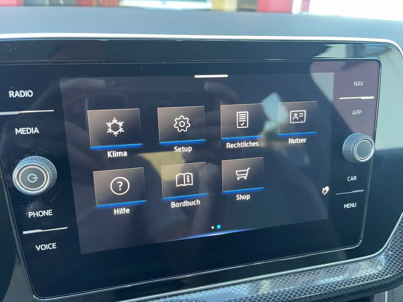 Volkswagen T-Cross 1.0 TSI 85 kW Style ACC/LED/KAMERA/NAVI/KEYLESS/APPLE/8-FACH.. — Vehicle gallery 28