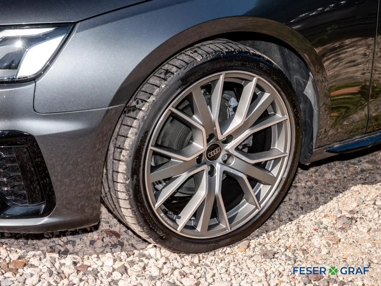 Audi A4 Avant 35TFSI S line/LED/RFK/AHK/Navi+ — معرض صور السيارة 10