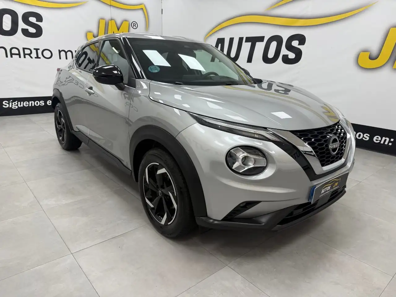 Nissan Juke DIG-T 84 kW (114 CV) 6M/T Acenta — معرض صور السيارة 3