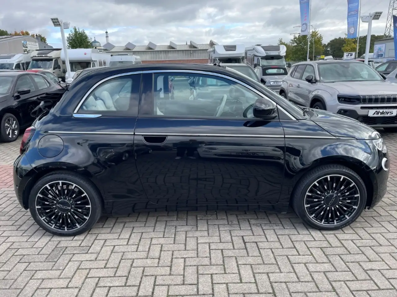 Fiat 500e La Prima By Bocelli+SOH95,2%+NAVI+JBL+LEDER+ACC+KA — Galerie du véhicule 9