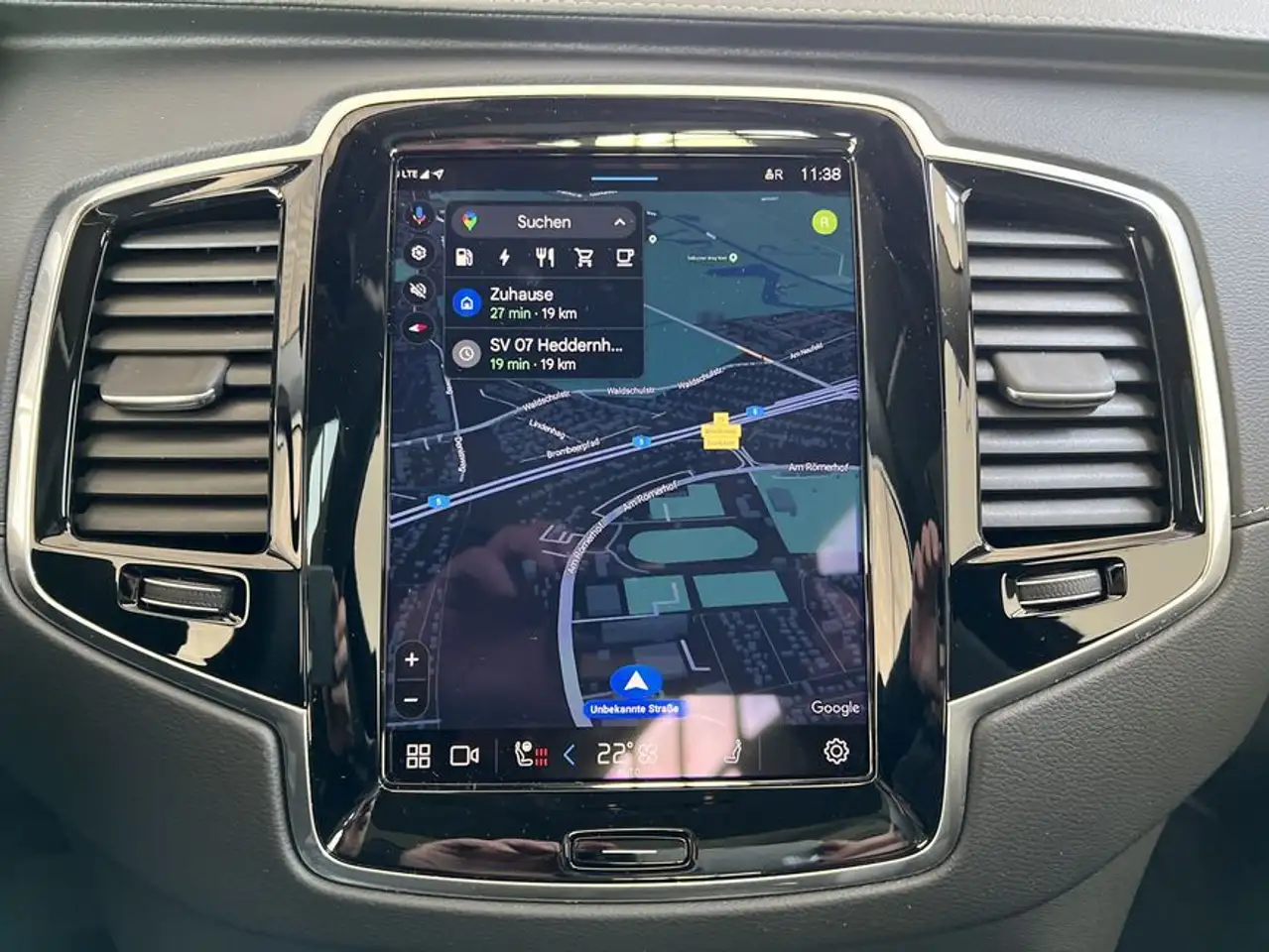 Volvo XC90 T8 AWD Recharge Ultimate-Bright 7S B&W 360° — معرض صور السيارة 13