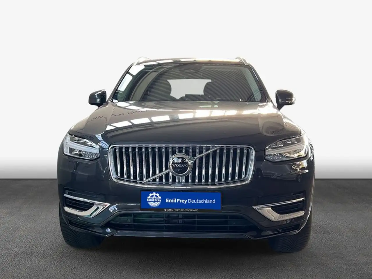Volvo XC90 T8 AWD Recharge Ultimate-Bright 7S B&W 360° — معرض صور السيارة 4