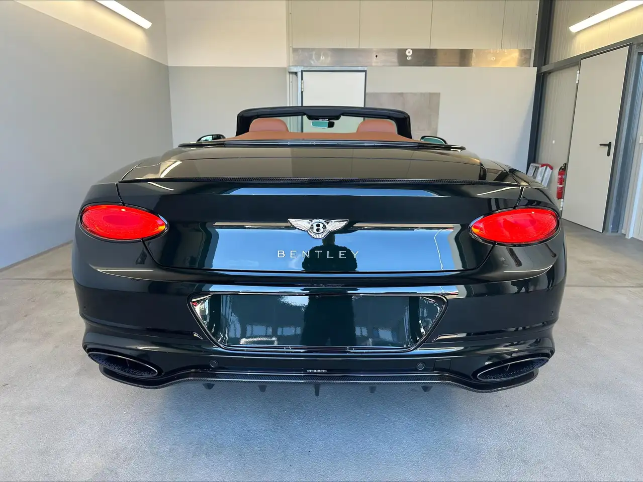 Bentley Continental GTC Speed W12 Naim+CarbonCeramic+Night+22+MidnightE... — Vehicle gallery 3