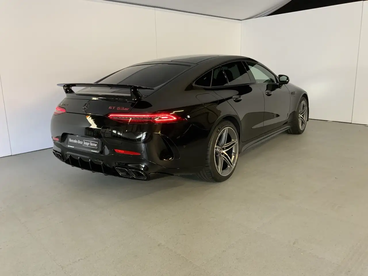 Mercedes-Benz AMG GT Mercedes-AMG GT 63 S E PERF Aero HUD Night Pano — Galería del vehículo 5
