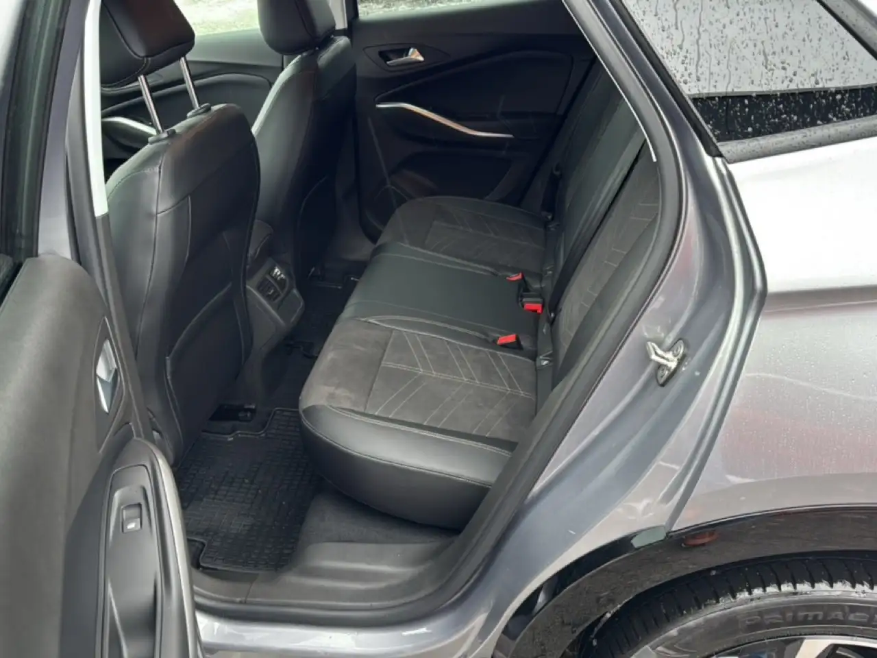 Opel Grandland X GS Line TWA el.Heckklappe 19"LMF — معرض صور السيارة 10