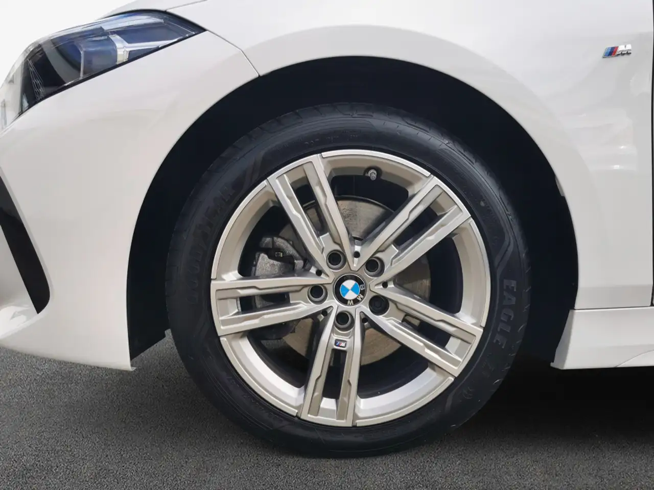 BMW 118 i Aut. M Sport — Vehicle gallery 8