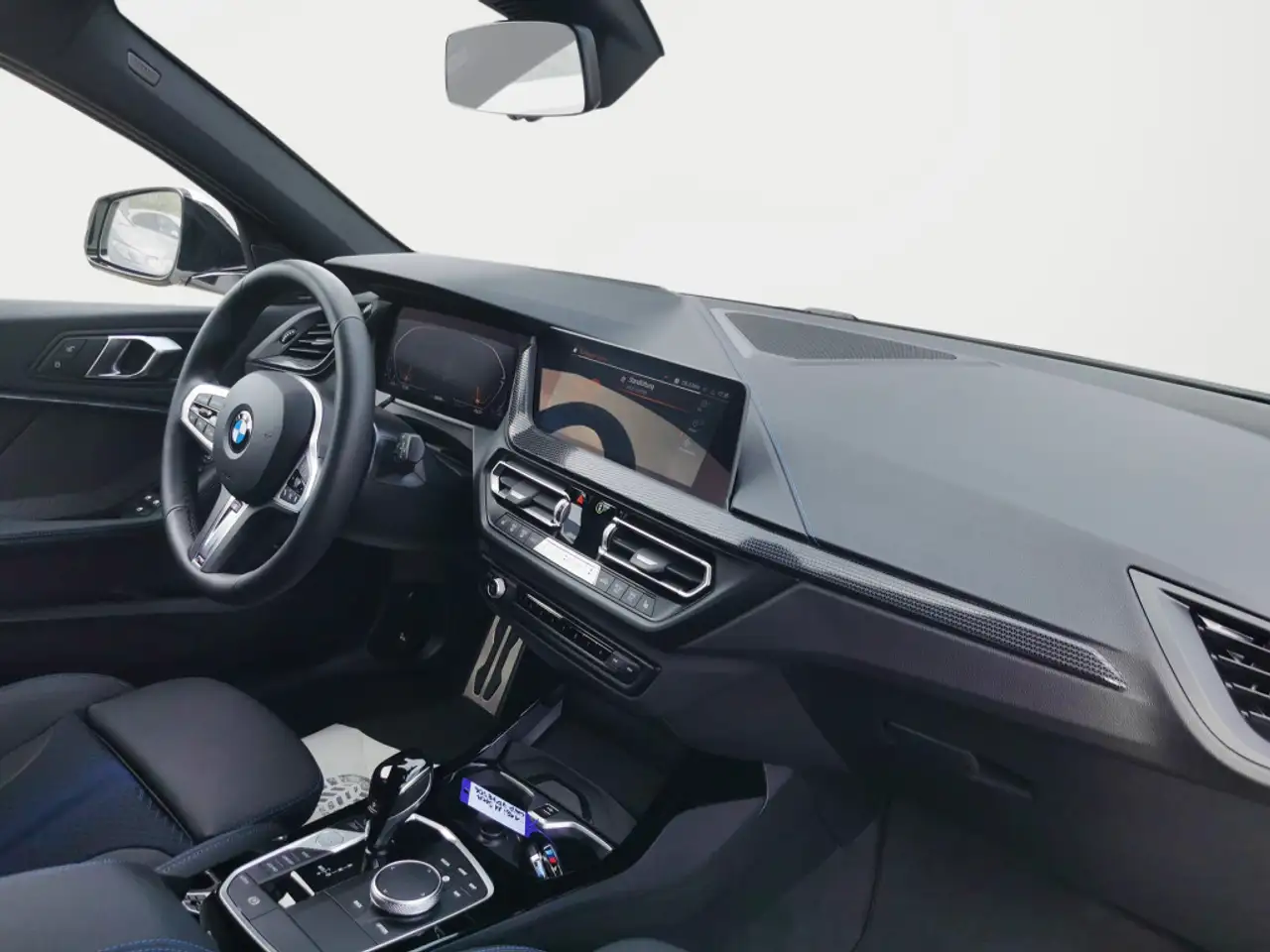 BMW 118 i Aut. M Sport — Vehicle gallery 17