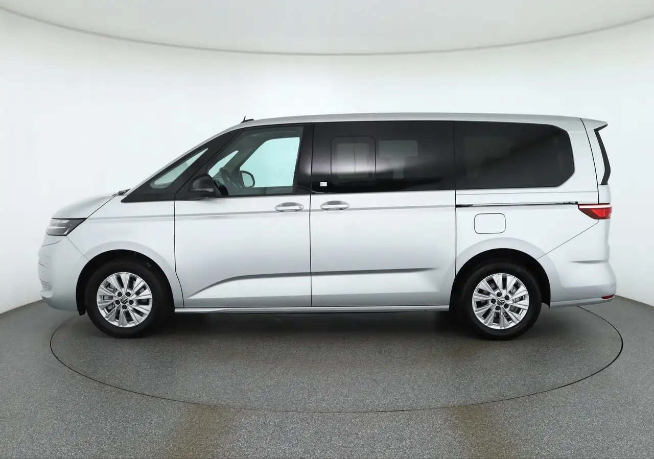 Volkswagen T7 Multivan 2.0 TSI DSG lang LED Navi 7-Sitzer — Vehicle gallery 2